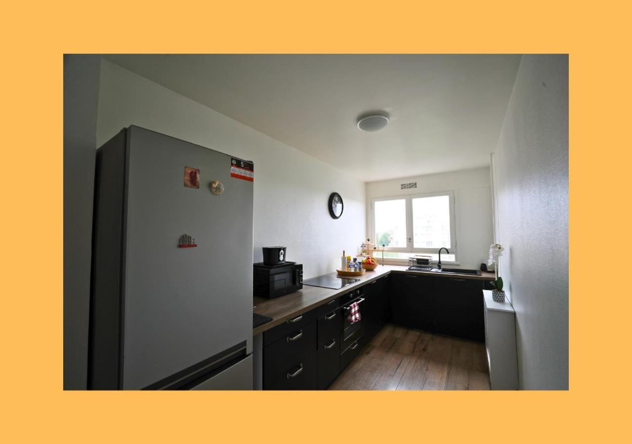 Cocon Parisien Au Plessis - Court De Tennis Prive Apartment Le Plessis-Bouchard Bagian luar foto